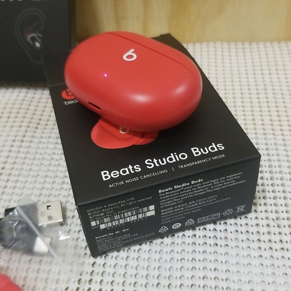Beats Studio Buds ( Red ) Barely used - Picture 5 of 9
